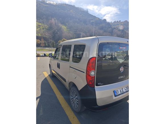 Otomobil Ruhsatlı Değişensiz, İki Parça Lokal Boyalı 2014 Doblo