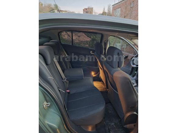 Sahibinden Renault Megane 1.6 Dynamique 2004 Model