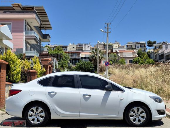 2017 MODEL 140 BİN KM ASTRA SEDAN 1.6 CDTI TUTULAN MODEL