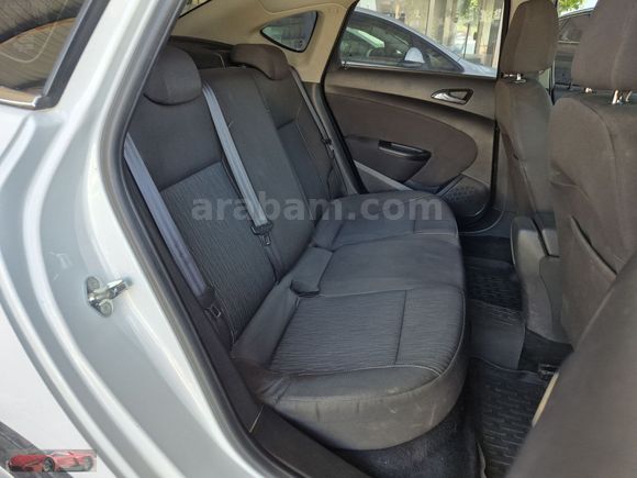2017 MODEL 140 BİN KM ASTRA SEDAN 1.6 CDTI TUTULAN MODEL