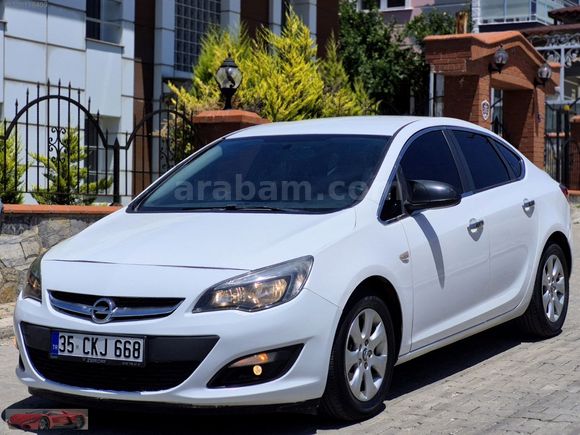 2017 MODEL 140 BİN KM ASTRA SEDAN 1.6 CDTI TUTULAN MODEL