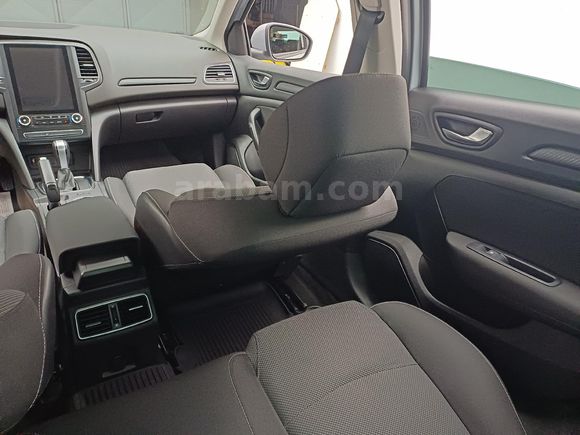 Sahibinden Renault Megane 1.3 TCe Joy 2022 Model