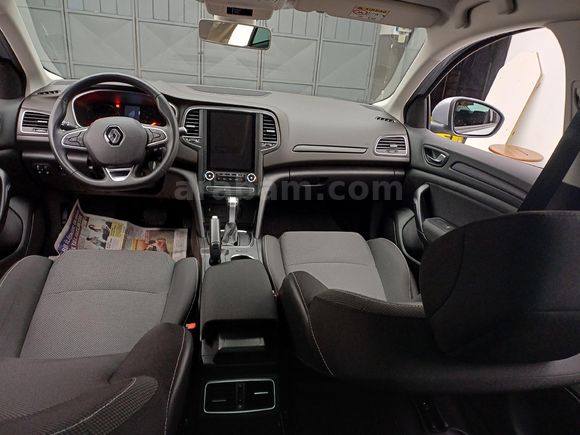 Sahibinden Renault Megane 1.3 TCe Joy 2022 Model