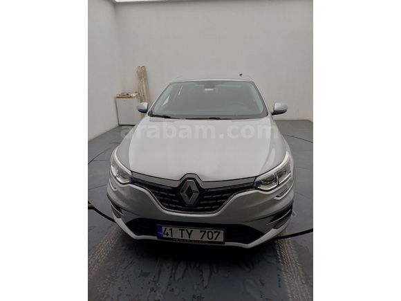 Sahibinden Renault Megane 1.3 TCe Joy 2022 Model