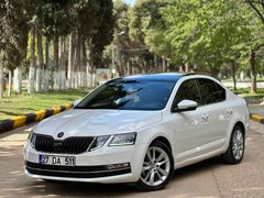 Sahibinden Skoda Octavia 1.6 TDI Style Cr  Cam Tavan Led Far 2017 Model 
174.000km