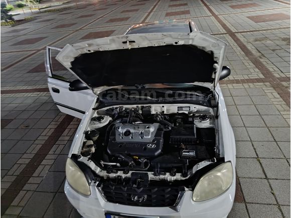 Sahibinden Hyundai Accent 1.5 CRDi Admire 2004 Model