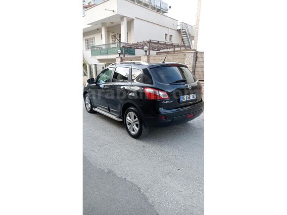 Sahibinden Otomatik Vites Nissan Qashqai 1.6 Tekna Pack 2012 Model