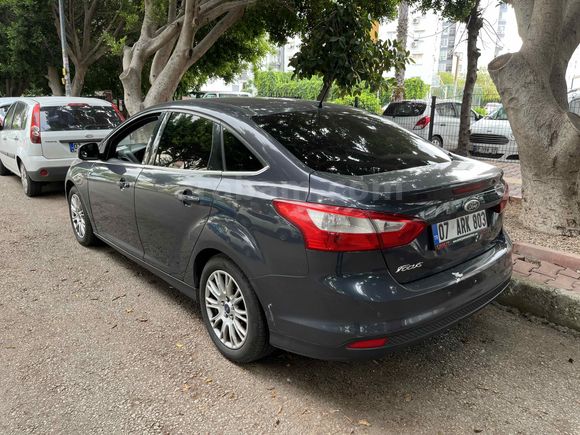 Sahibinden Ford Focus 1.6 Ti-VCT Titanium 2012 Model  167000 km Gri