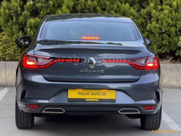 İLK ELDEN 2023 MEGANE 1.3 TCE TOUCH BENZİN OTOMATİK 9.800 KM