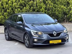 İLK ELDEN 2023 MEGANE 1.3 TCE TOUCH BENZİN OTOMATİK 9.800 KM