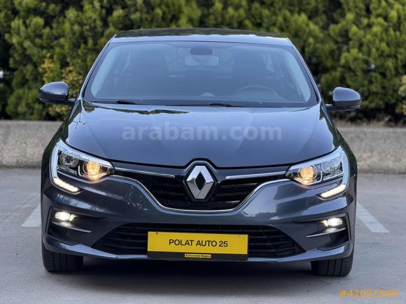 İLK ELDEN 2023 MEGANE 1.3 TCE TOUCH BENZİN OTOMATİK 9.800 KM