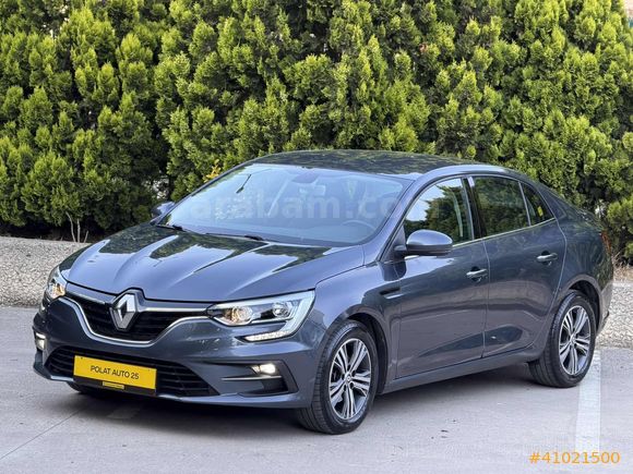 İLK ELDEN 2023 MEGANE 1.3 TCE TOUCH BENZİN OTOMATİK 9.800 KM