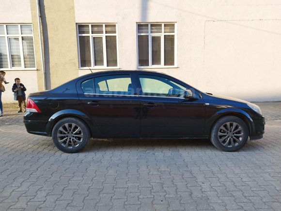Sahibinden Opel Astra 1.6 Enjoy 111.Yıl 2012 Model