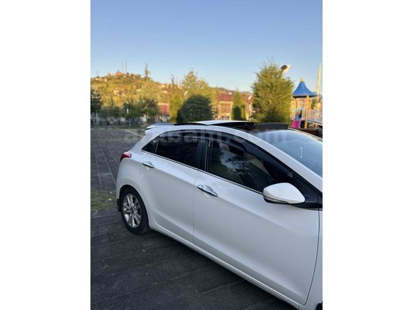 Sahibinden Hyundai i30 1.6 CRDi Elite 2012 Model 