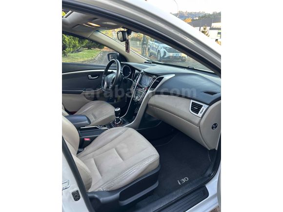 Sahibinden Hyundai i30 1.6 CRDi Elite 2012 Model 