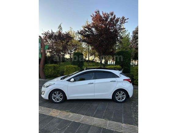 Sahibinden Hyundai i30 1.6 CRDi Elite 2012 Model 