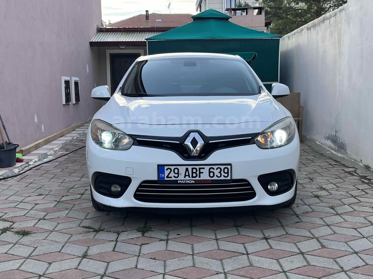Galeriden Renault Fluence 1.5 dCi Touch 2016 Model Gümüşhane 237.000 km Beyaz 1
