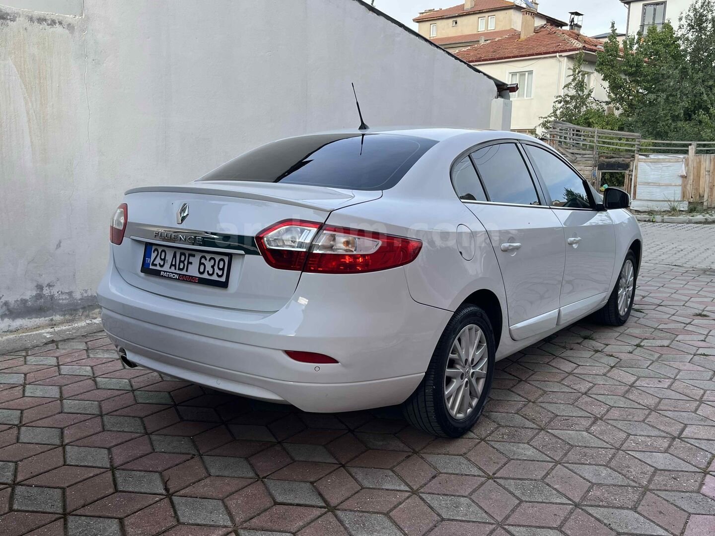 Galeriden Renault Fluence 1.5 dCi Touch 2016 Model Gümüşhane 237.000 km Beyaz 6