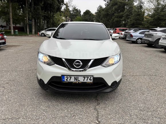 Sahibinden Nissan Qashqai 1.2 DIG-T Visia 2017 Model 
