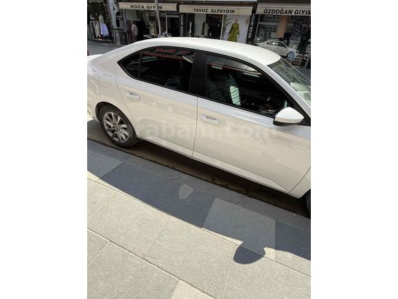 Sahibinden Skoda SuperB 1.6 TDI Style 2017 Model 