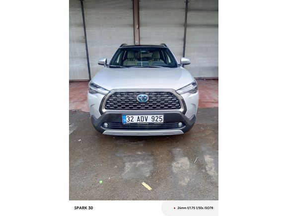 Sahibinden Toyota Corolla Cross 1.8 Hybrid Passion 2023 Model 