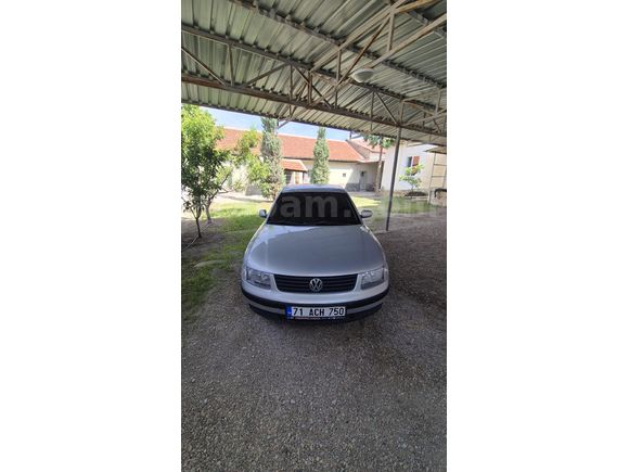 Sahibinden Volkswagen Passat 1.8 T Comfortline 2000 Model