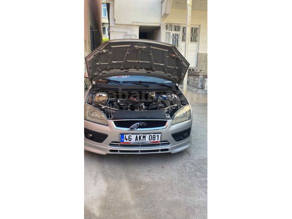 Sahibinden Ford Focus 1.6 Ghia 2005 Model 