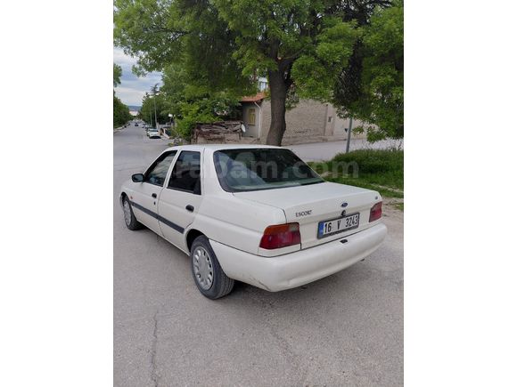 Sahibinden Ford Escort 1.6 CLX 1997 Model