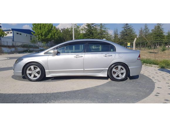 Sahibinden Honda Civic 1.6i VTEC Premium 2012 Model