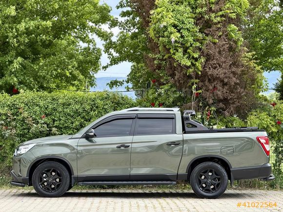 - HATASIZ - MUSSO GRAND 2.2 D 4x4 PLATİNUM PLUS - EKSTRALI -