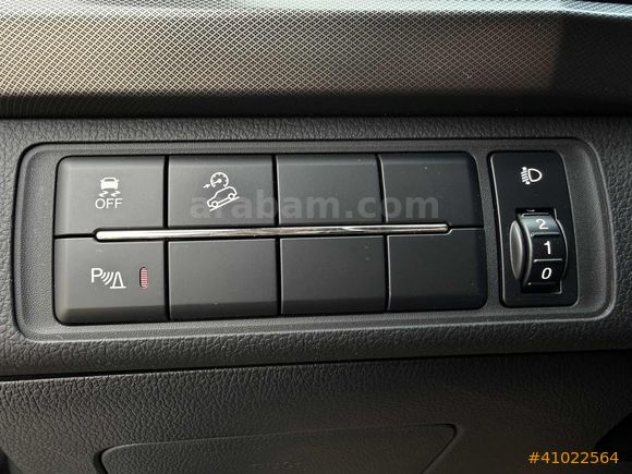 - HATASIZ - MUSSO GRAND 2.2 D 4x4 PLATİNUM PLUS - EKSTRALI -