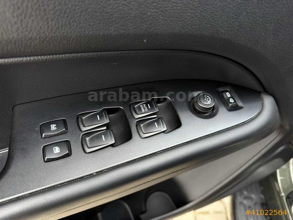 - HATASIZ - MUSSO GRAND 2.2 D 4x4 PLATİNUM PLUS - EKSTRALI -