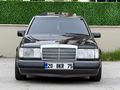MERCEDES 200 E - SUNROOF - KLİMALI - DEĞİŞENSİZ -
