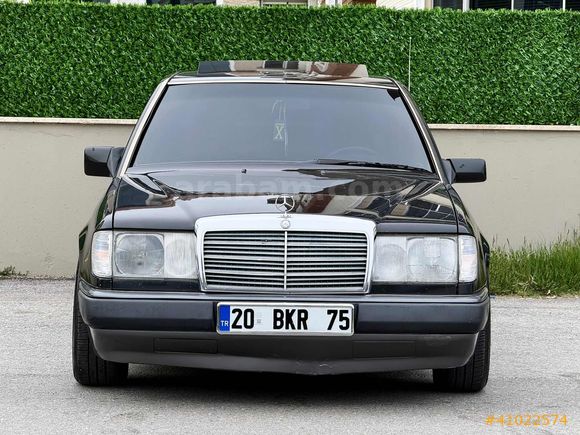 MERCEDES 200 E - SUNROOF - KLİMALI - DEĞİŞENSİZ -