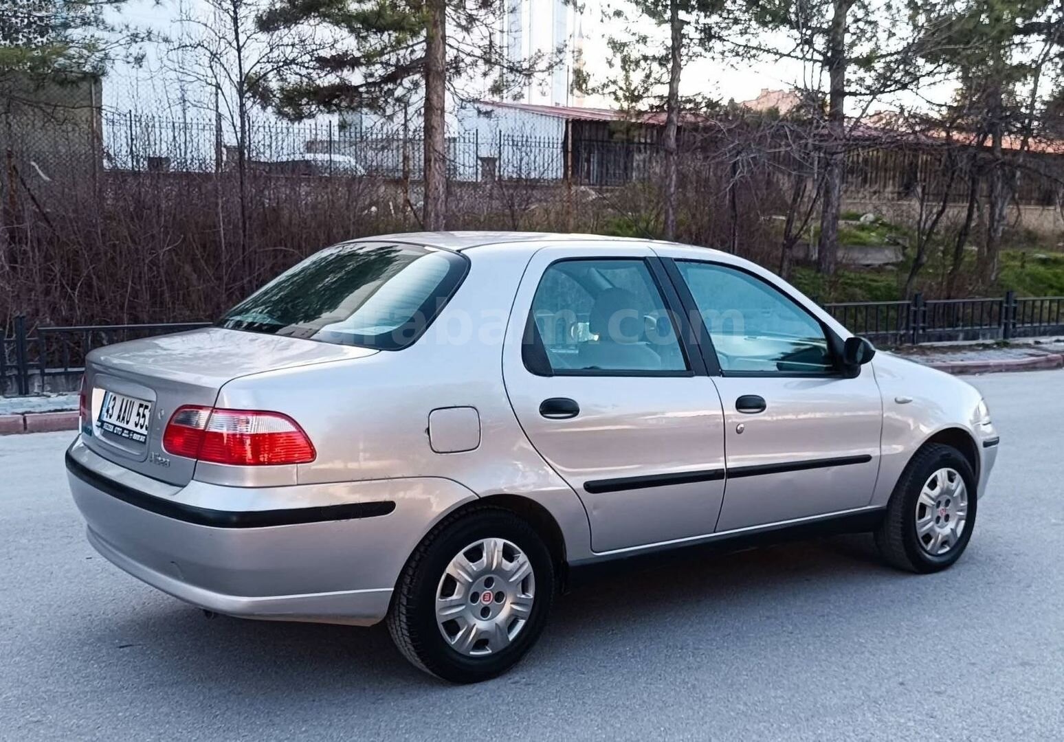 Galeriden Fiat Albea 1.2 Active 2004 Model Kütahya 242.000 km Gri 2