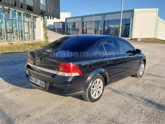 OPEL ASTRA SEDAN ENJOY ELEGANCE 148BİN KMDE