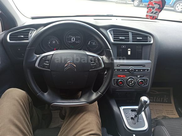2015MODEL CİTROEN C4 TAM OTAMATİK/HATASIZ BOYASIZ ORJİNALKMDİR