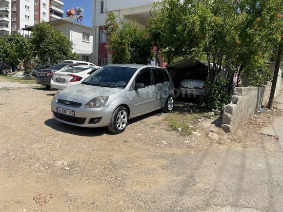 Sahibinden Ford Fiesta 1.4 Collection 2009 Model 