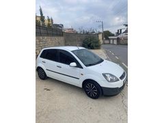 Sahibinden Ford Fiesta 1.4 TDCi Comfort 2008 Model Kocaeli 205.000 km Beyaz
