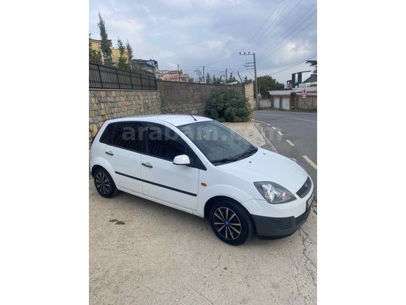 Sahibinden Ford Fiesta 1.4 TDCi Comfort 2008 Model Kocaeli 205.000 km Beyaz
