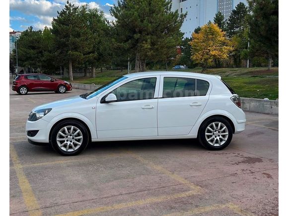 İLK ELDEN DEĞİŞENSİZ Opel Astra 1.6 Essentia Konfor 2012 Model