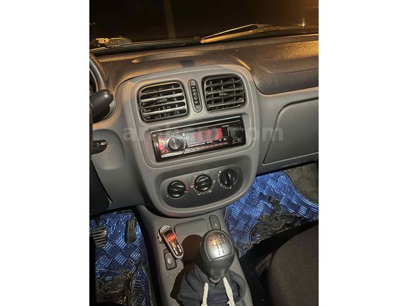 Sahibinden Renault Clio 1.4 RNA 2001 Model 