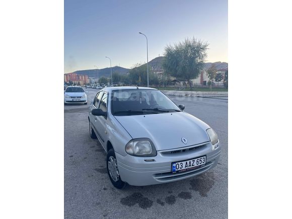 Sahibinden Renault Clio 1.4 RNA 2001 Model 