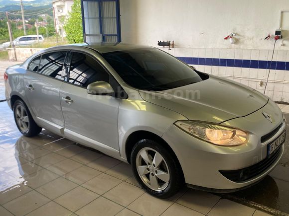 Sahibinden Renault Fluence 1.6 Extreme 2012 Model