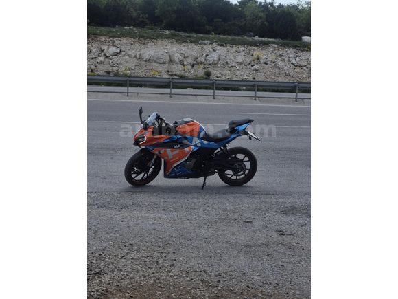 Sahibinden Tertemiz / Hatasız - Boyasız CFMOTO 250SR