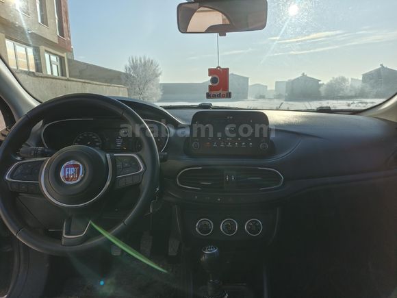 Sahibinden Fiat Egea 1.4 Fire Easy Plus 2023 Model