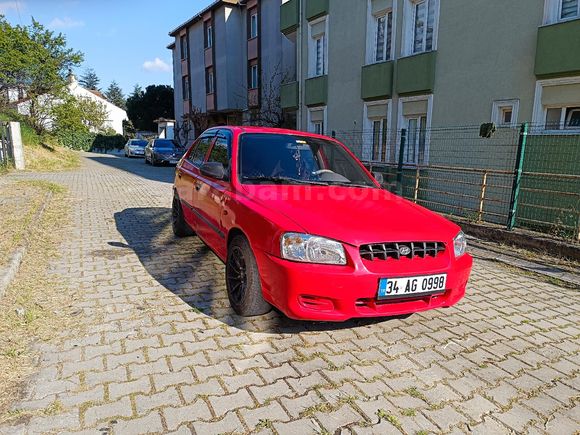 Sahibinden Hyundai Accent 1.3 LX 2000 Model