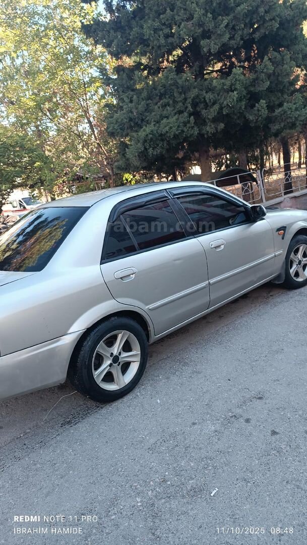 Sahibinden Mazda 323 1.6 2003 Model 4