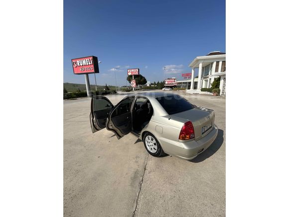 Sahibinden Hyundai Accent 1.6 Admire 2005 Model 