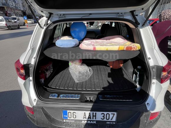 Memurdan Renault Kadjar 1.5 dCi Icon 2015 Model  84 bin km değişensiz Beyaz
